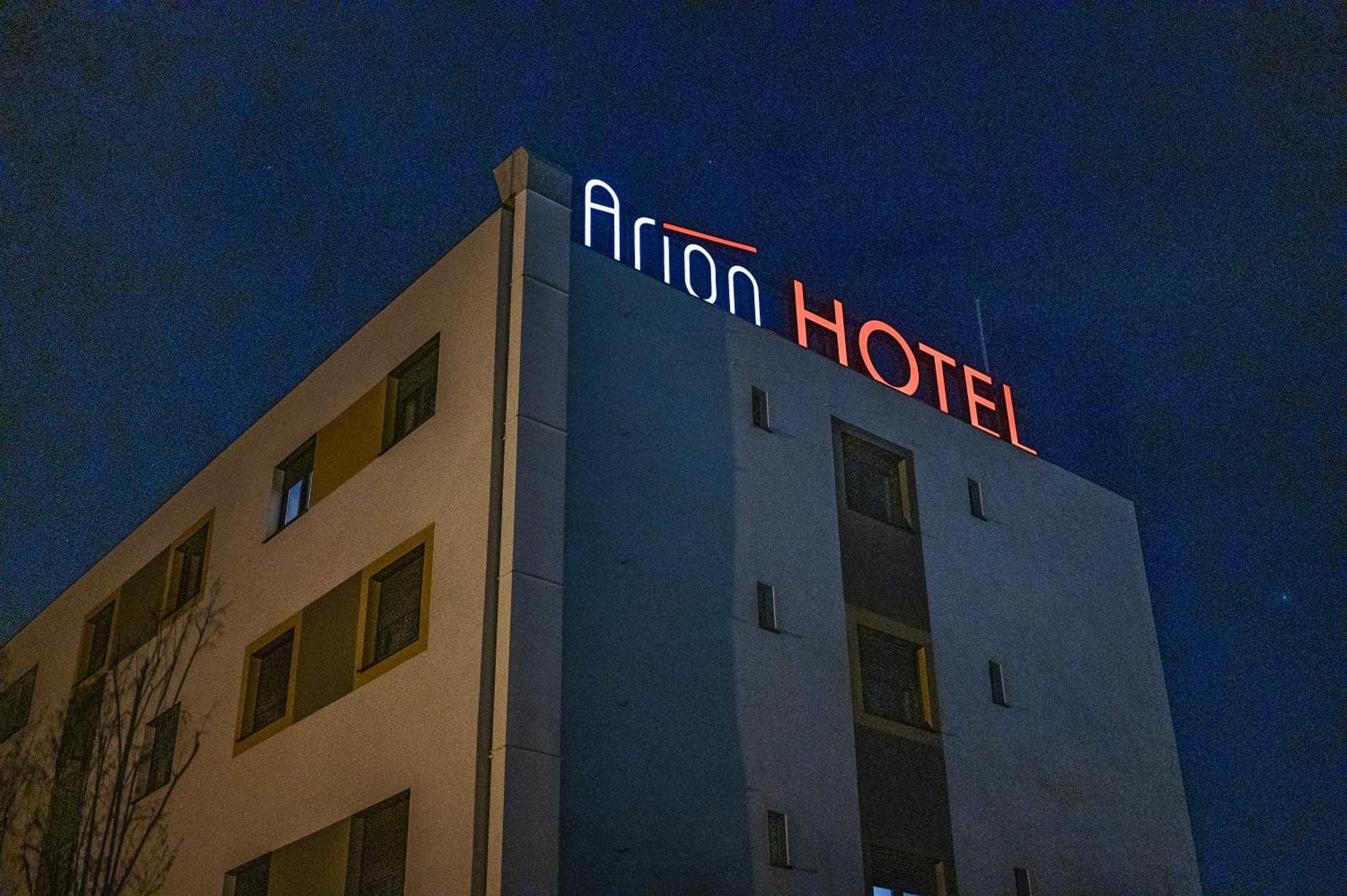 Arion Airport Hotel Schwechat Exterior photo